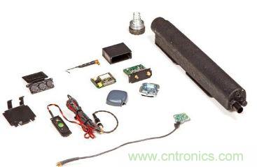 順時(shí)針方向依次為電池組、GPS天線、發(fā)射/接收單元和磁力安裝支架