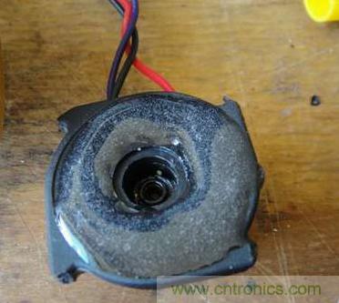 想減少電費(fèi)嗎？DIY一個(gè)迷你風(fēng)力發(fā)電機(jī)吧