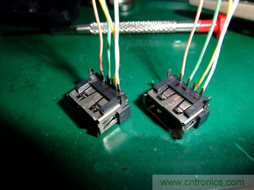 DIY：自制安全高效車(chē)用手機(jī)充電器