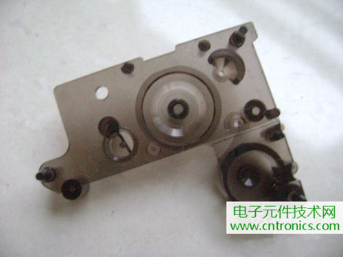 拆個老古董，日本精工石英電子掛鐘拆解