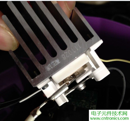 PM2.5殺手！松下納米水離子空氣凈化器拆解