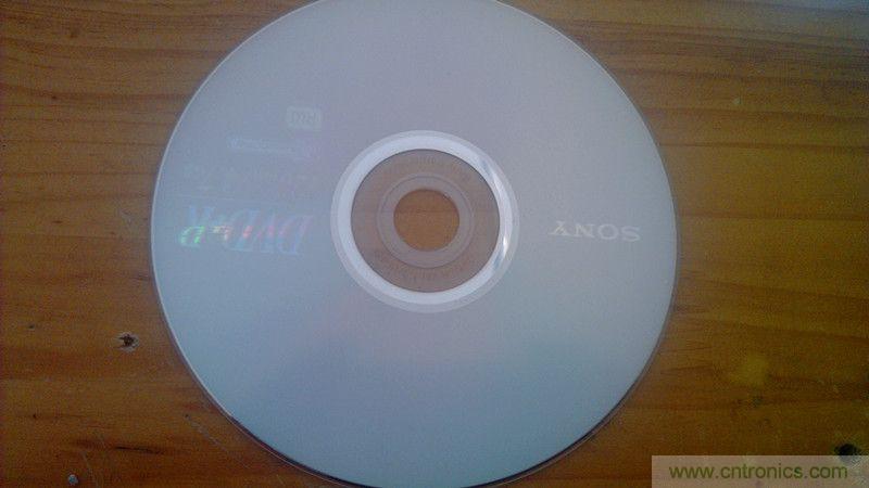 牛人力作！PCB版藍(lán)牙智能小車(chē)DIY