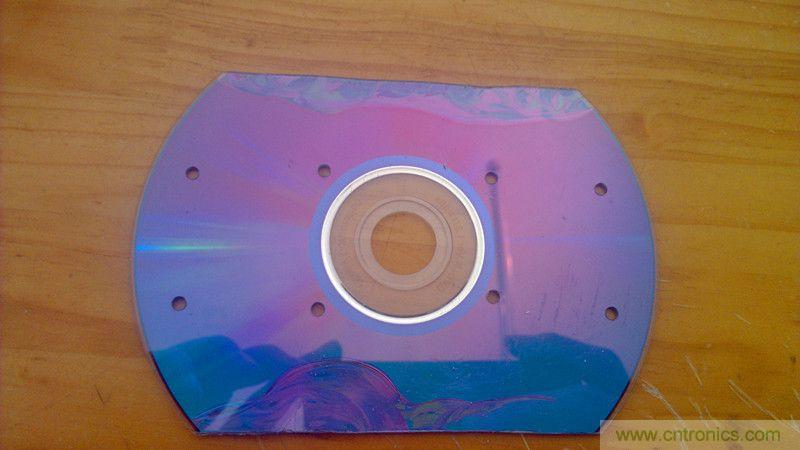 牛人力作！PCB版藍(lán)牙智能小車(chē)DIY