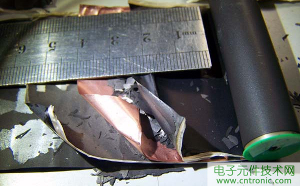 筆記本電池拆解，探秘電池內(nèi)部結(jié)構(gòu)