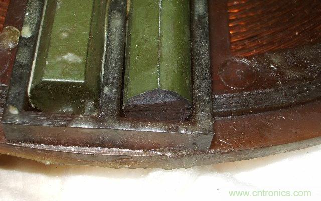 過(guò)去的質(zhì)量良心，百合花牌電磁爐拆解