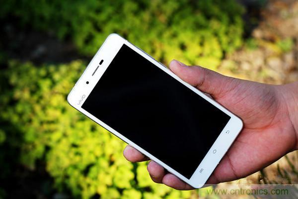 有圖有真相！暴拆VIVO X5 MAX,揭秘&ldquo;最薄之謎&rdquo;