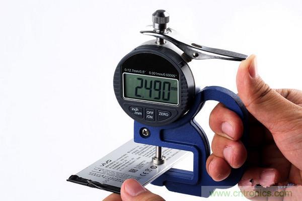 有圖有真相！暴拆VIVO X5 MAX,揭秘&ldquo;最薄之謎&rdquo;