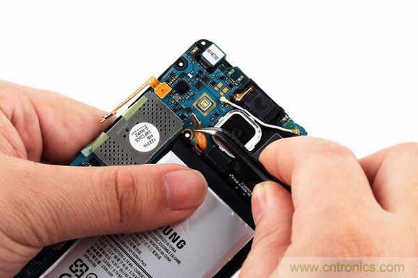 拆解狂魔荼毒新機三星金屬Galaxy A5，看槽點在何方？