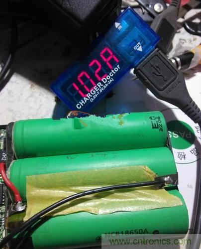 一拆便知！移動電源充電電流如何改造？