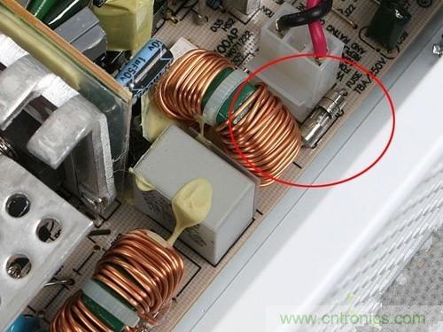 逆變電源設(shè)計(jì)中，保險(xiǎn)絲扮演什么角色？