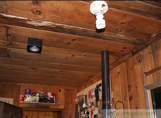 圖4：雜物間。