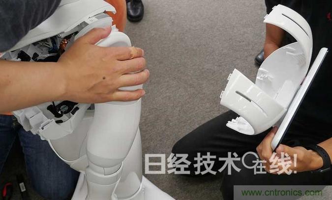 拆解筆記本不過(guò)癮，那就來(lái)拆拆日本情感機(jī)器人吧！