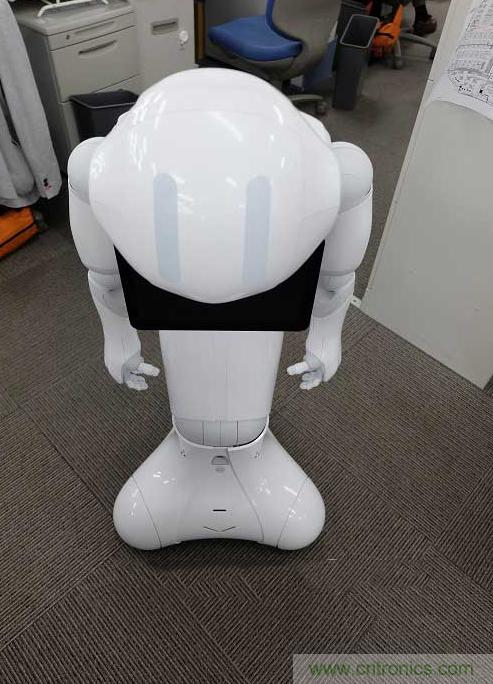 拆解筆記本不過(guò)癮，那就來(lái)拆拆日本情感機(jī)器人吧！