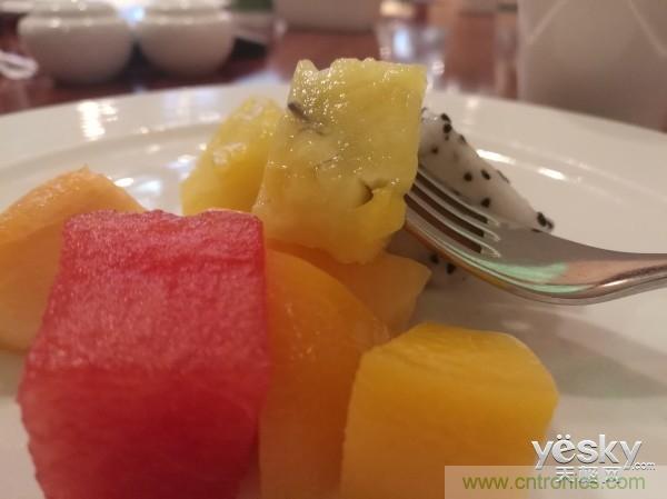 新旗艦Mate 8全評測：橫空出世！能否延續(xù)一機難求？