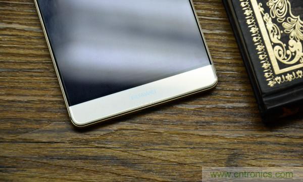 新旗艦Mate 8全評測：橫空出世！能否延續(xù)一機難求？