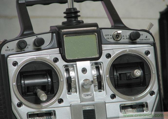 無人機 DIY 制作全過程，酷得不要不要的！