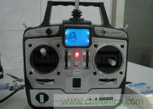 無人機 DIY 制作全過程，酷得不要不要的！