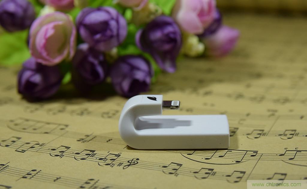 不越獄，就能隨意給iPad增容的影音娛樂利器