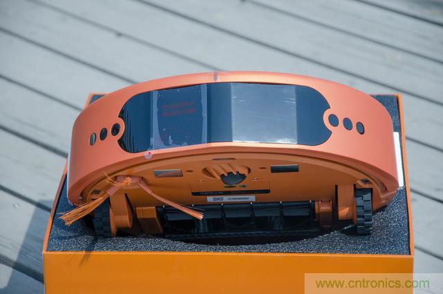 智能導(dǎo)航掃地機(jī)器人，以內(nèi)更靠譜！