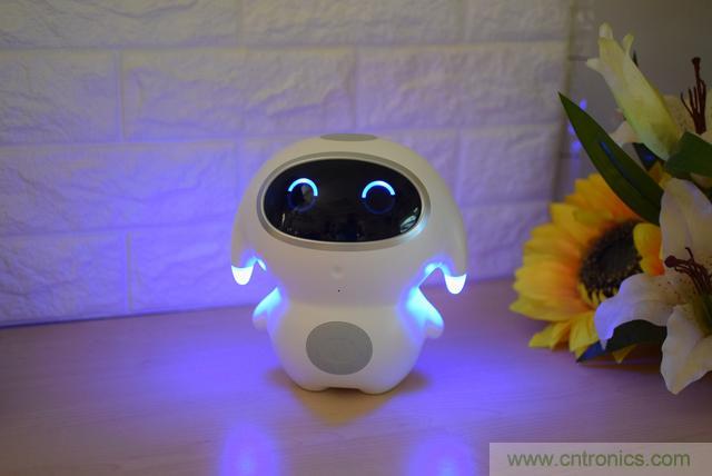 &ldquo;爸爸再不陪我，我就長大了&rdquo;&mdash;&mdash;小騰機(jī)器人