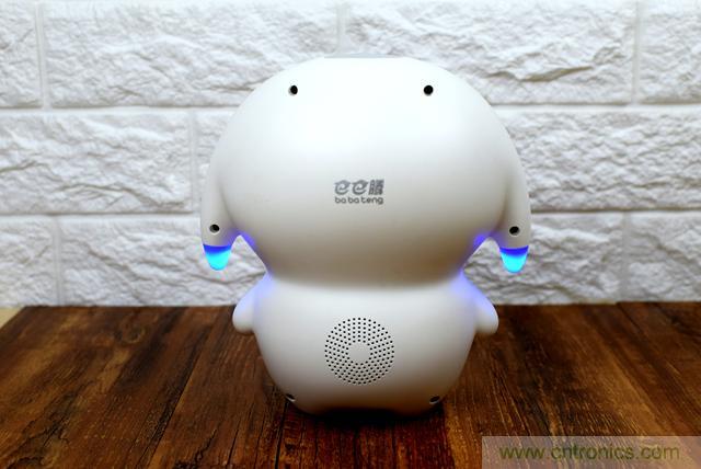 &ldquo;爸爸再不陪我，我就長大了&rdquo;&mdash;&mdash;小騰機(jī)器人