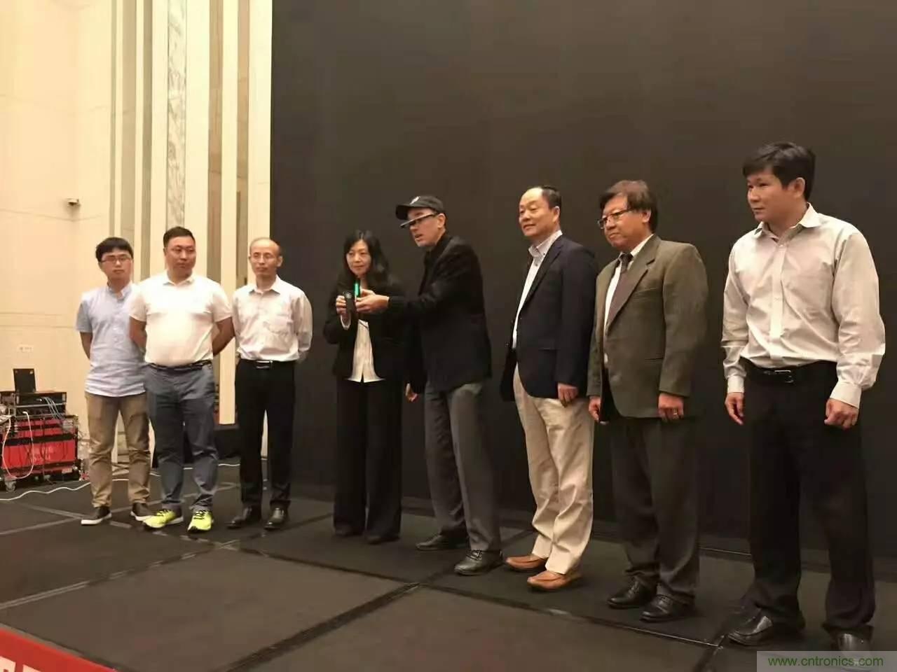 深圳要聞|全球可穿戴之父Steve Mann來(lái)深圳了！2017深圳智能穿戴,VR/AR前沿技術(shù)論壇暨開(kāi)發(fā)者交流酒會(huì)