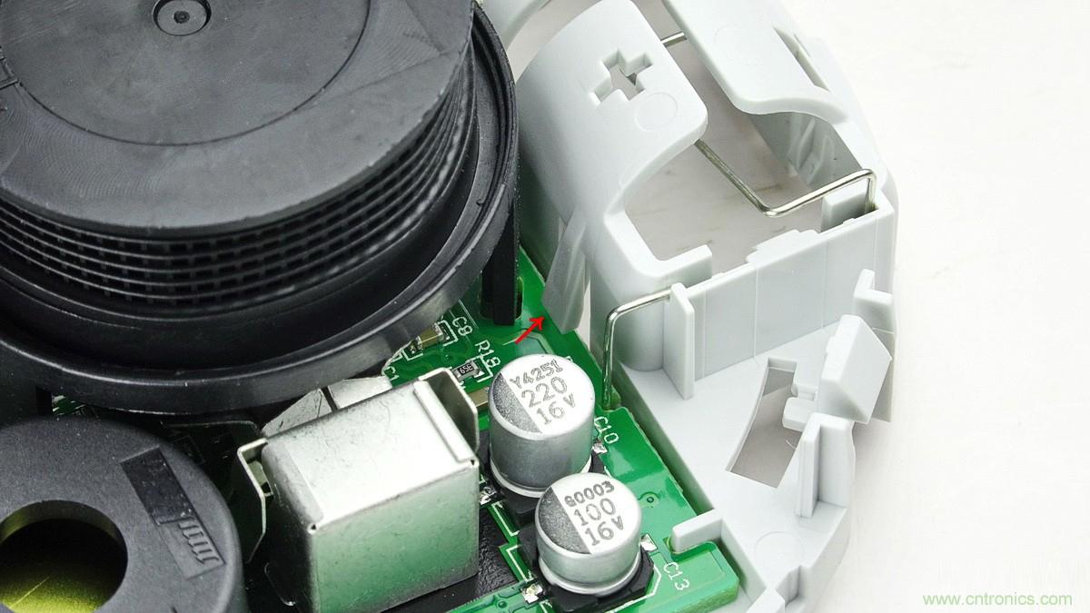 小米煙霧報(bào)警器拆解：一顆電池可用五年是如何做到的？