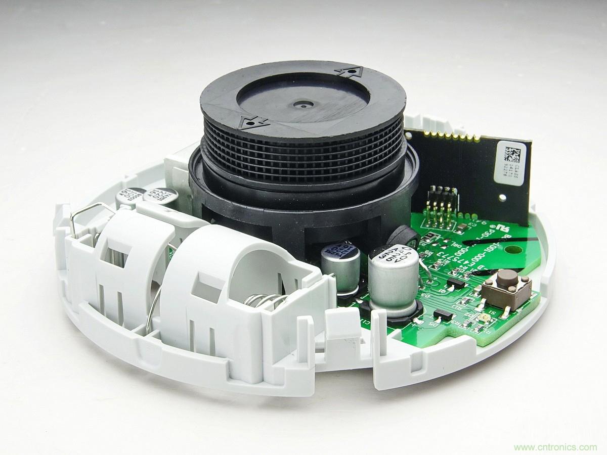 小米煙霧報(bào)警器拆解：一顆電池可用五年是如何做到的？