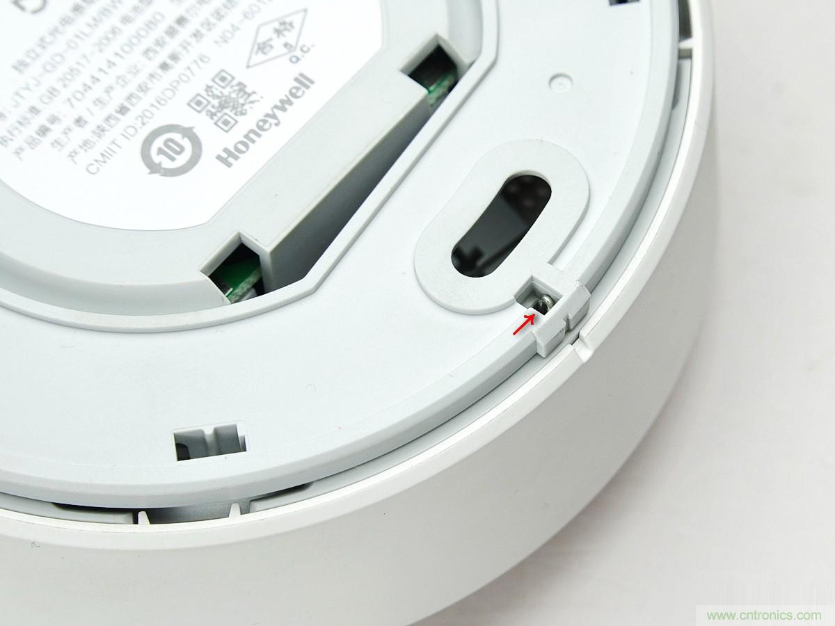 小米煙霧報(bào)警器拆解：一顆電池可用五年是如何做到的？