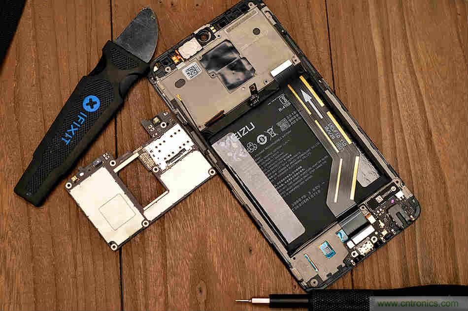 拆解魅族15 Plus：玩轉(zhuǎn)了新概念，但其工藝究竟如何？