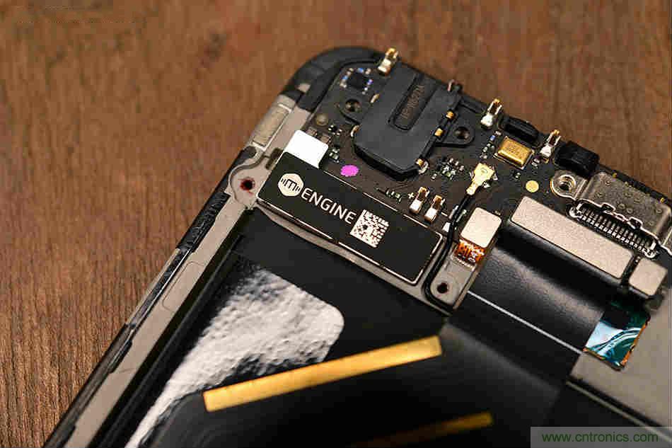 拆解魅族15 Plus：玩轉(zhuǎn)了新概念，但其工藝究竟如何？