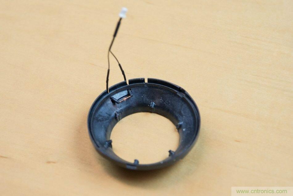 拆解戴森吹風(fēng)機(jī)：近三千元的價(jià)格貴在哪？