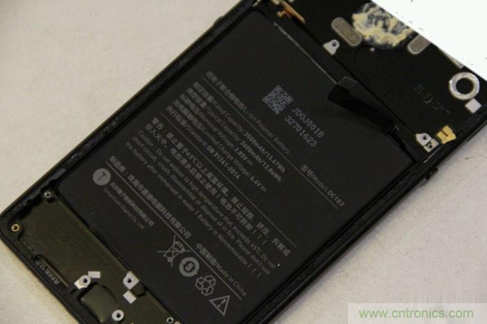 堅(jiān)果R1拆解：內(nèi)部設(shè)計究竟如何？