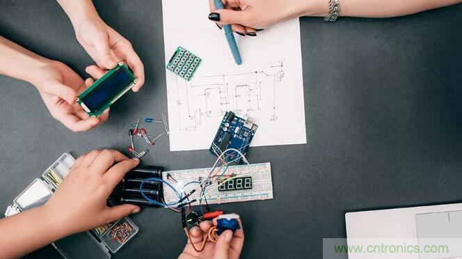 單片機(jī)上拉電阻、下拉電阻的詳解和選?。ㄒ唬? title=