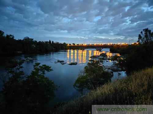 無數(shù)的拍攝，只為成就一個(gè)完美回憶