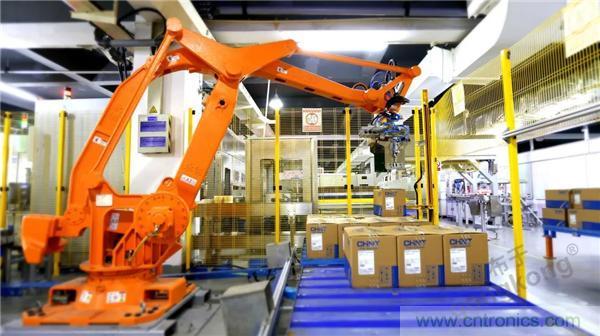 正泰昆侖 | 續(xù)寫榮耀，領馭未來