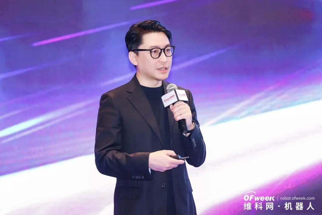 大咖齊聚，智啟新篇 | OFweek 2025（第十四屆）中國(guó)機(jī)器人產(chǎn)業(yè)大會(huì)圓滿收官！